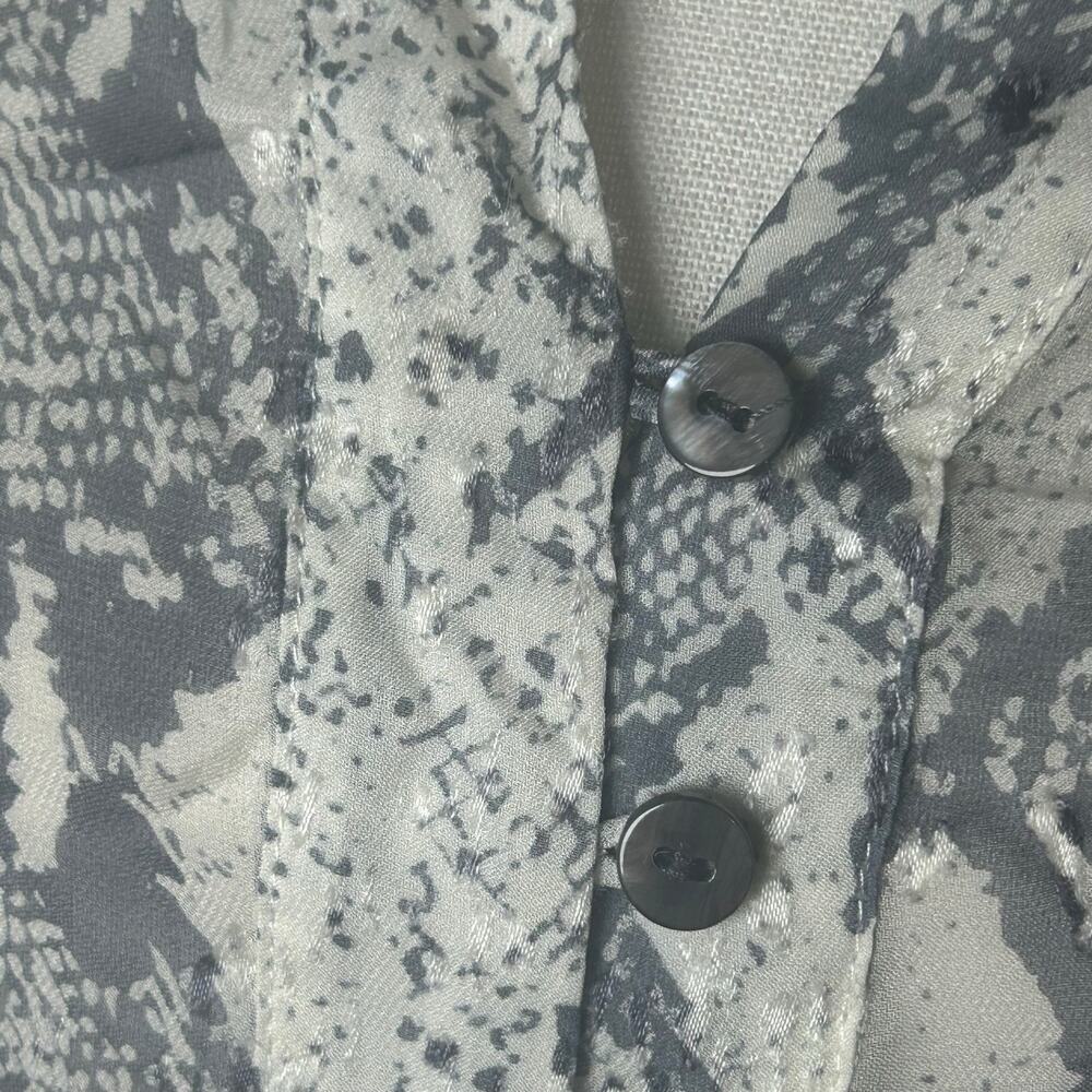 Chico's gray snakeskin semi sheer band collar silk button down size 3 - 16/18 XL - Picture 3 of 11